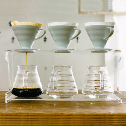 Dripper Hario V60 en céramique blanc 1/2 tasses Hario - 3